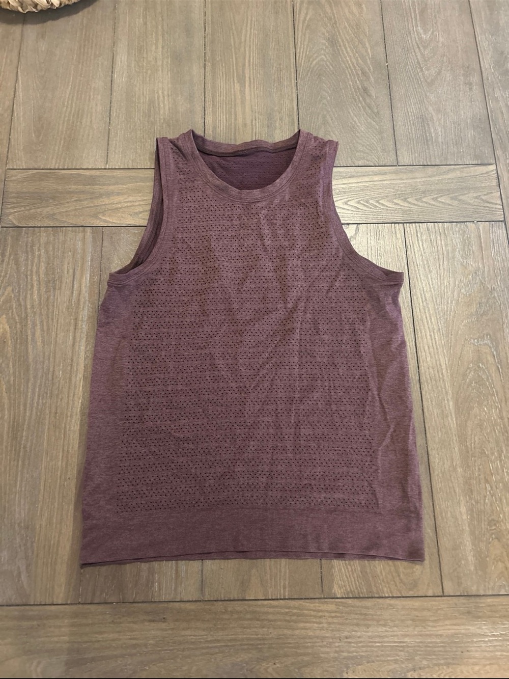 lululemon athletica Women's Sleeveless Tank - Mauve Plum